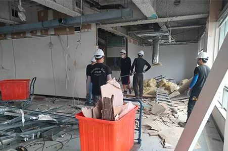 國泰世華大樓裝潢拆除